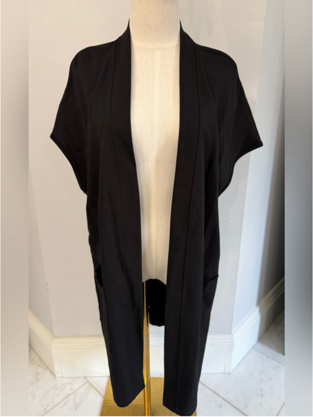 Clara Sun Woo Women XS (but loose) black open front knee length cardigan pockets